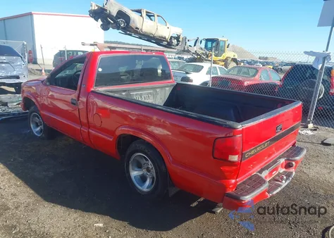 1999 Chevrolet S-10 Ls из США, поврежденный, VIN 1GCCS144XX8187639